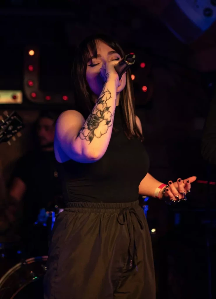 Léa MARTINS, Professeure de Chant et M.A.O. chez My Home Music School